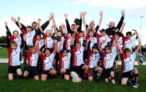 Training: Sundays 10am - 12pm. Jim Evison Fields. Everybody Welcome
Mid-week fitness training at WRUFC on Thursday Evenings: 7pm - 8pm Training: Sundays 10am - 12pm. Jim Evison Fields. Everybody Welcome
Mid-week fitness training at WRUFC on Thursday Evenings: 7pm - 8pm