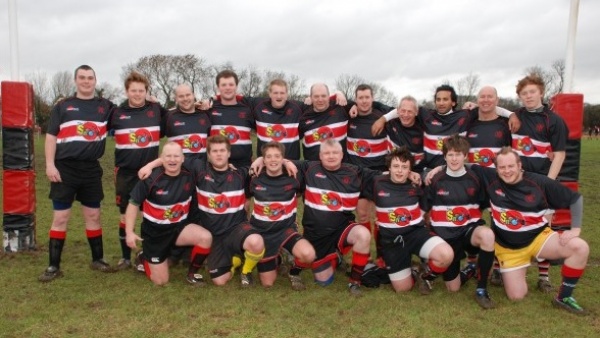 James Petrie, Ross Murray, Auz schwarz, Sam Matcham, Dan Burns, Glen Laxton, Shawn Smith, Dave Curtis (Capt), Aly Kachra, Gary Sones, Craig Tandy
Kneeling: Martin Young, Joe Roberts, Danny Braybrook, Mark Fearn (Sponsor), Chris Shatford, Tom Gillett, Shaun Curtis James Petrie, Ross Murray, Auz schwarz, Sam Matcham, Dan Burns, Glen Laxton, Shawn Smith, Dave Curtis (Capt), Aly Kachra, Gary Sones, Craig Tandy
Kneeling: Martin Young, Joe Roberts, Danny Braybrook, Mark Fearn (Sponsor), Chris Shatford, Tom Gillett, Shaun Curtis